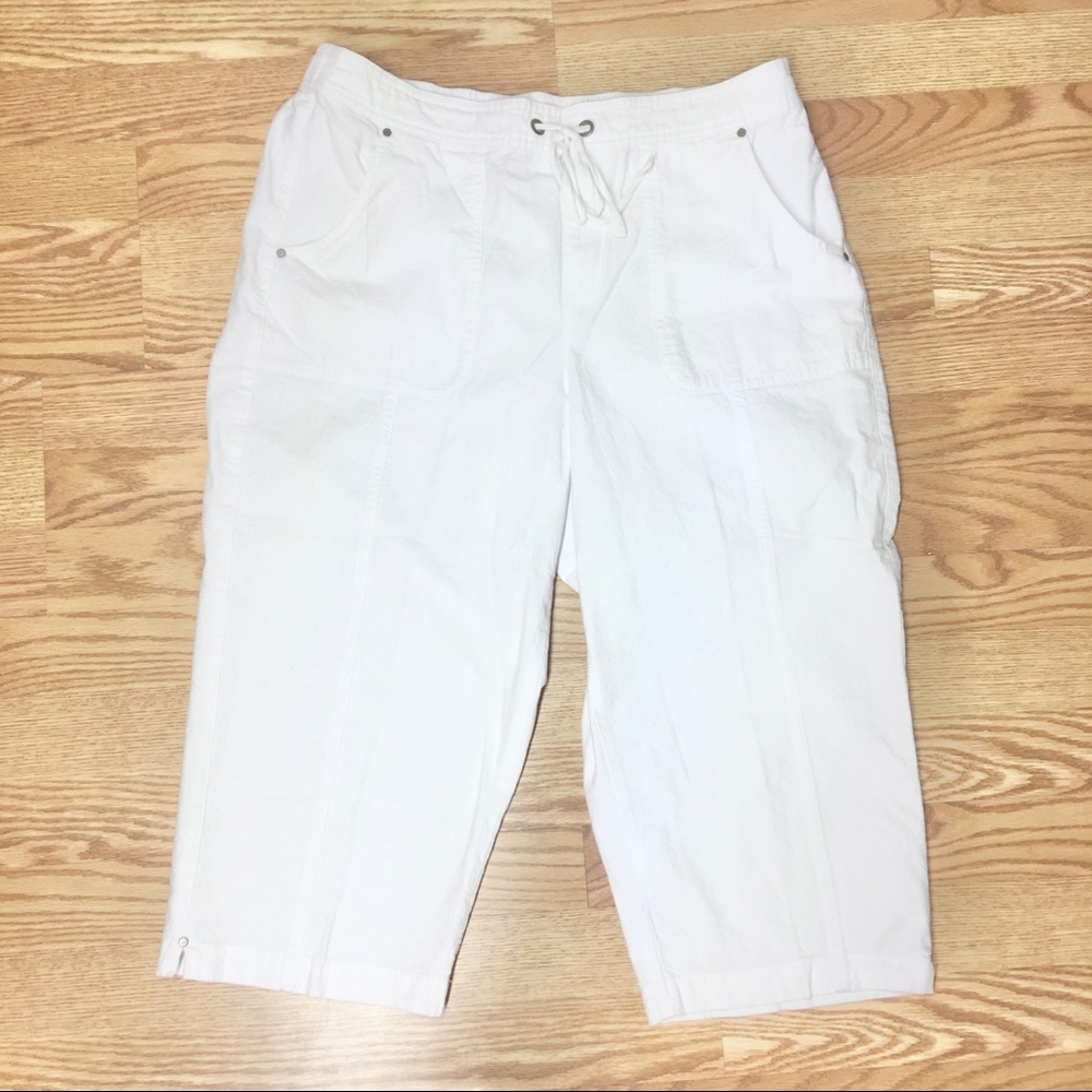 Croft & Barrow White Capri Pants Draw String